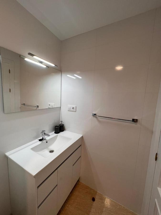 Torremolinos Centro - Beautiful , Newly Renovated 2 Bedroom Apartment Exteriér fotografie